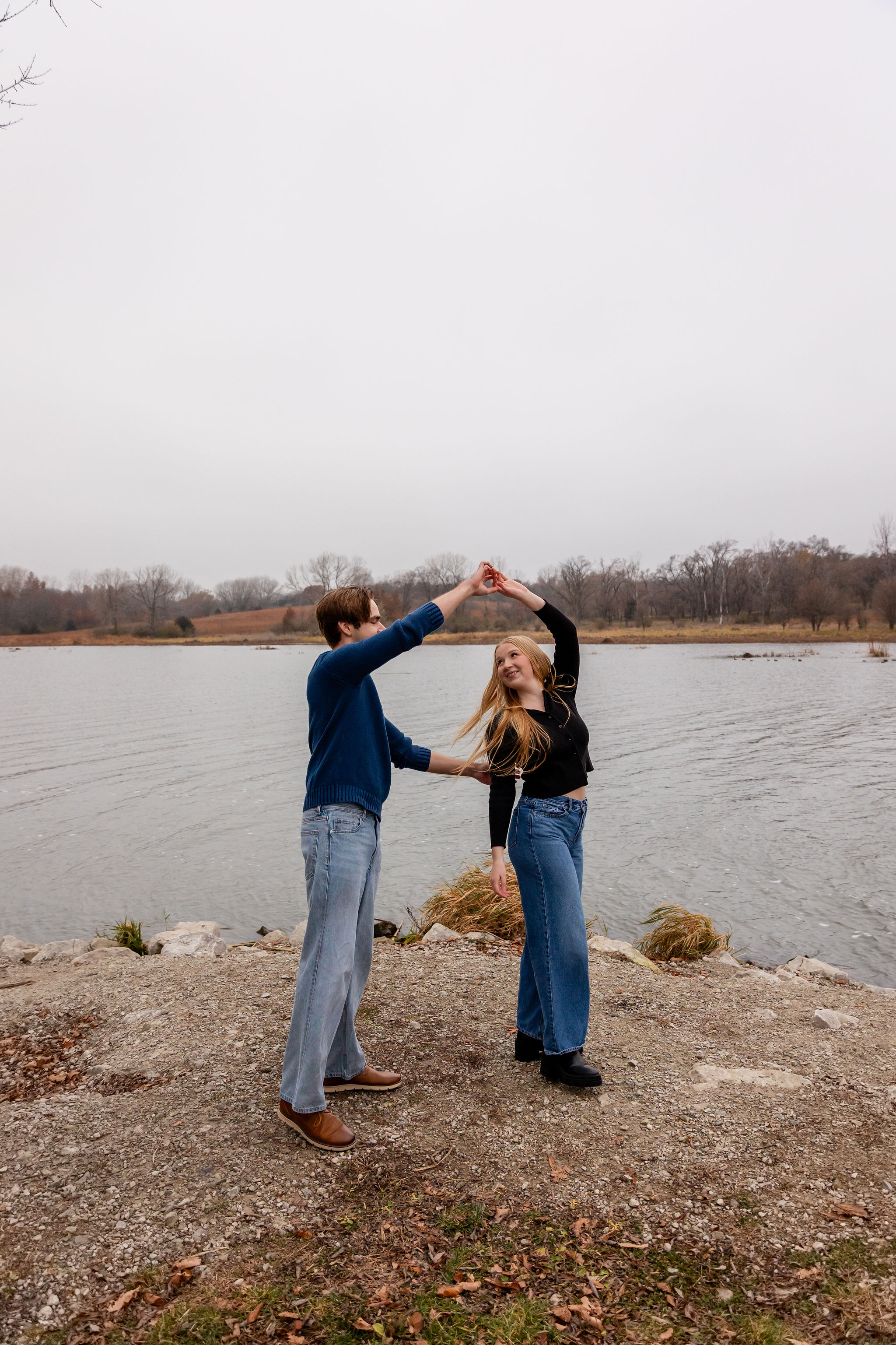 Engagement photo 40.